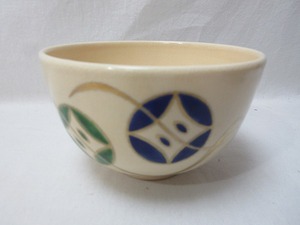 H11031 【 美品 茶道具 瑞雲作 金彩色絵 茶碗 陶印 箱無 】検) 作家物 煎茶道具 茶懐石 茶湯 茶呑茶事 茶器 茶具 陶芸 お稽古 和物 ⅰ