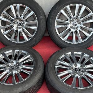 65%溝有。TOYOTA トヨタ 60系 ハリアー プレミアムアドバンスパッケージ 純正 18インチ ハイグロス BRIDGESTONE 235/55R18ラジアル4本。