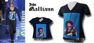 ★galliano ジョンガリアーノ★VネックプリントTシャツ紺×黒L【本物保証】イタリアンカジュアル★芸能人御用達★ハイファッション★