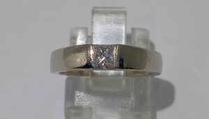 Pt900 プラチナ　6.1g　ダイヤ 0.300ct (プリンセスカット)　リング　9号