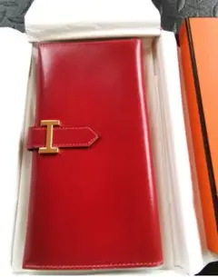 ★新品未使用★HERMES PARIS　エルメス　二つ折り長財布　レッド　箱付き