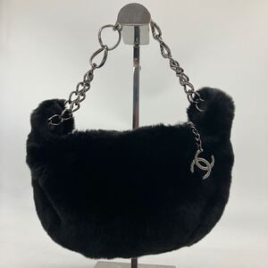 美品 CHANEL シャネル ラパンファー ホーボー アクセサリーポーチ ハンドバッグ ワンショルダー ブラック ココマークチャーム