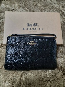 【1スタ】C-670 COACH デボスド シグネチャー パテントレザー リストレット 並行輸入品