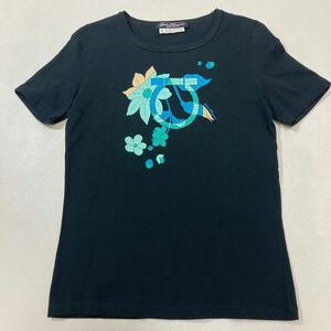 179 Salvatore Ferragamo フェラガモ 正規品 フラワープリント ロゴ Tシャツ イタリア製 コットン 半袖 レディース 花柄 ブラック 40616AF