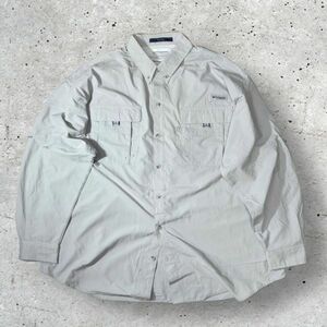 ★BAHAMA★BIGサイズ★Columbia OMNI-SHADE PFG フィッシング 長袖BDシャツ sizeXXL グレー系 ピスネーム ベンチレーション 刻印ボタン