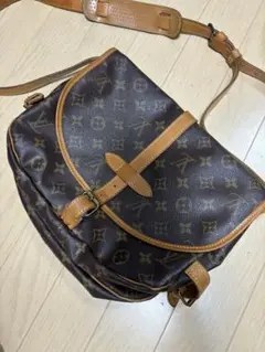 ルイヴィトン ソミュールショルダーバッグ LOUIS VUITTON ヴィトン