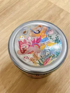 香港ディズニー　ダッフィー　シェリーメイ　缶
