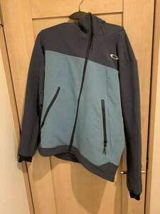 オークリー　アウター ENHANCE SOFTSHELL JACKET メンズ 616 BLUE/LIGHT BLUE US M (サイズL相当) 412854JP ジャケット トレーニングウェア