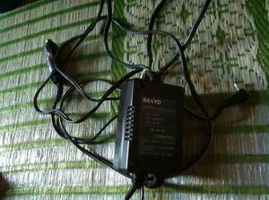 サンヨー SANYO ゴリラ　カーナビ NV-SD580DT用 シガーソケットアダプター　NVP-12V3