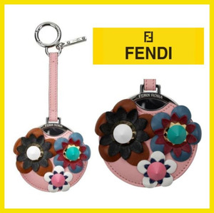 ● FENDI フェンディ ミラー付 FLOWERLAND バッグ チャーム キーホルダー ピンク 限定 新品 革 フラワー 花 鏡 レザー ロゴ 10万円相当