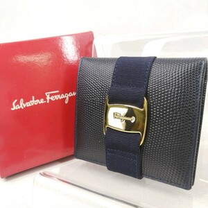 C Φ【商品ランク:B】 サルヴァトーレフェラガモ Salvatore Ferragamo ヴァラ リボン ゴールド金具 レザー 2つ折り財布 ウォレット 