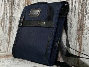 TUMI　 斜め掛け　 ショルダーバッグ　 サコッシュ　ネイビー