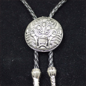 [Fashion] Bolo Tie ドラゴン フェイス 守り神 龍 バックル ループタイ 紐ネクタイ ロープタイ ボロタイ (Vintage Silver) 【送料無料】