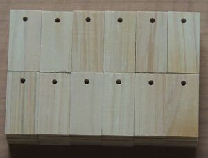 木札　ひのき50枚　６,0x3.5x0.6 穴あり ハンドメイド素材、