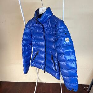 【破格最安値】 MONCLER モンクレール ダウンジャケットBADY青00