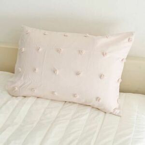 3coins 枕カバー　くすみピンク　ピローケース　スリーコインズ　寝具　可愛い　ポンポン　無地 新生活