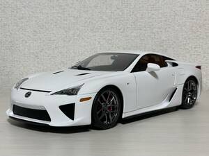 オートアート 1/18 レクサス LFA ダイキャストモデル