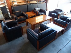 Cassina/カッシーナ｜アフラ＆トビア スカルパ｜920 応接9点セット｜ミッドセンチュリー｜革張り/チーク材｜1Pソファ6脚＋テーブル3台