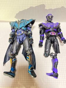 ジャンク品　SIC 仮面ライダー　ナイト　王蛇