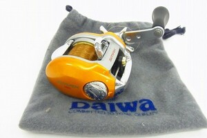 E711-J28-851 DAIWA ダイワ SMAK 100L リール 現状品②