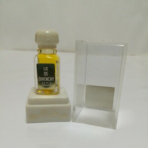 未使用 ジバンシー パヒューム ルドジバンシー 商品見本 パルファム 2ml ミニ香水 ミニボトル GIVENCHY 送料無料