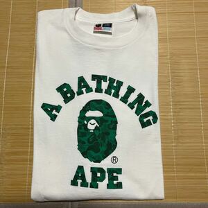 A BATHING APE BAPE KAWS SHIBUYA 渋谷　Camo 迷彩　tee tシャツ XL shark STA GREEN 緑　白　ホワイト