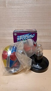 ライダーマスクコレクション★仮面ライダーW　ルナトリガー(発光台座)