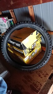 ダンロップ D605 3.00-21 XR250 タイヤ