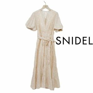 スナイデル SNIDEL 総柄ワンピース