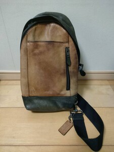 【中古】COACH ボディバッグ 牛革 manhattan sling pack