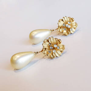 ★「Marvella」70s Vintage flower drop earrings