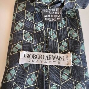 GIORGIO ARMANI(ジョルジオアルマーニ)紺緑四角ネクタイ