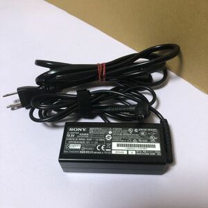 中古☆SONY/ソニー 純正ACアダプター ◆VGP-AC19V75/19.5V 2.3A/外径約6mm 内径約4mm◆動作品 管理番号SHA770