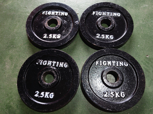 中古 4枚セット ダンベル プレート 2.5kg 計10kg FIGHTING ROAD 筋トレ ウェイト トレーニング