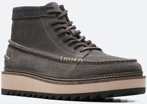 送料無料 Clarks 29cm ブーツ グレー ハイキング チャッカ サンダル スニーカー 軽量 レザー ビジネス XXX307