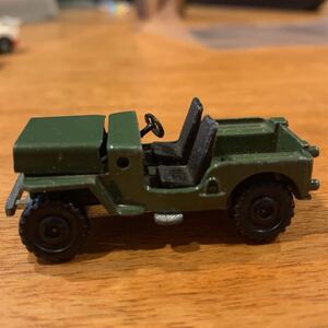 トミカ ミニカー 三菱ジープ ヴィンテージ　m01