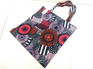 【新品】marimekko マリメッコ ピエニ シイルトラプータルハ コットン トートバッグ/ファブリックバッグ/約43×42.5cm/北欧雑貨/05AK012804