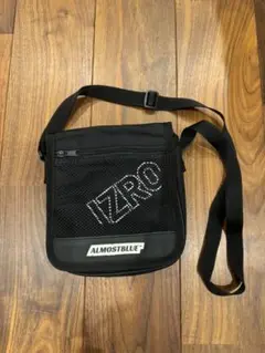 ALMOSTBLUE IZRO サコッシュ　バッグ