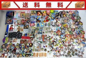 #422/送料無料/【福袋】「ONE PIECEワンピース」小物系グッズまとめ売り大量/約３ｋｇ/ルフィ・エース他/缶バッジ・ラバスト・キーホルダー