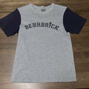 ◎(ユニクロ) BE@RBRICK ベアブリック Tシャツ shirt XS