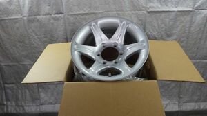 未使用 ブリヂストン 16×8J PCD139.7 ±0 4本SET　16インチ No3