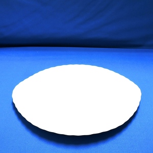 ◆NARUMI/ナルミ◆NARUMI BONE CHINA◆ナルミボーンチャイナ◆SILKY WHITE◆大皿◆直径28ｃｍ/高さ2.2ｃｍ◆プレート◆盛皿◆皿◆白色◆