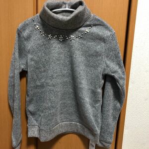 新品★イング INGNI ミル起毛 装飾付き ニット セーター Ｍ グレー★