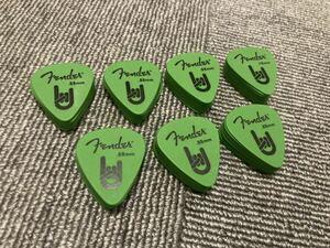 Fender Rock-On Touring Picks 【.88mm】351 Shape 70枚セット ★ フェンダー ピックまとめ売り