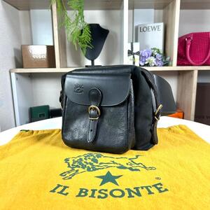 超美品 IL BISONTE ウエストバッグ レザー 黒