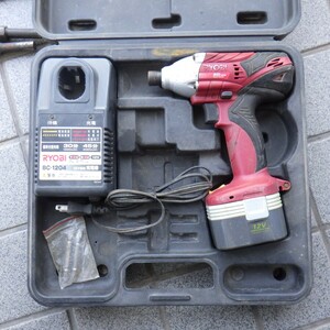 RYOBI/リョービ 充電式インパクトドライバ BID-1226/充電器 バッテリー付き/電動工具/電気工具/DIY道具/動作確認済み　80