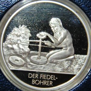 07 石器の製作 工作機械フィドル ドリル 錐 彫刻 海外 造幣局 限定版 人類進化と文化の形成 1976年作 純銀製 メダル シルバー コイン