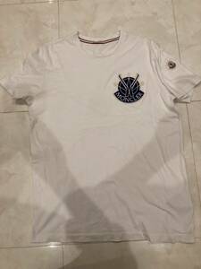 Lサイズ】モンクレール　MONCLER 半袖Tシャツ　ホワイト　立体ワッペン