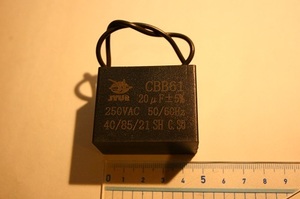 ( CBB61　20uF 250VAC 50/60Hz ) キャパシター　モーター始動　フィルムコンデンサー 　fan capacitor