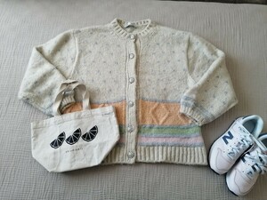 ザラ　ZARA ニットカーディガン Ｓ　ビジュボタン　